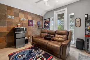 6319 Lake Bluff Dr, Dallas, TX 75249 - Photo 26