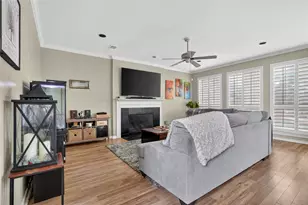 6319 Lake Bluff Dr, Dallas, TX 75249 - Photo 14