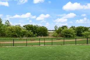 2112 Benjamin Creek Dr, Little Elm, TX 75068 - Photo 30
