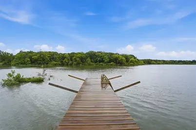 1724 E Crestway Drive, West Tawakoni, TX 75474 - Photo 2