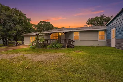 1724 E Crestway Drive, West Tawakoni, TX 75474 - Photo 1