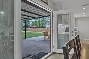 102 Thomas St, Joshua, TX 76058 - Photo 24