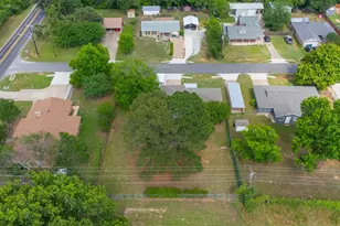 102 Thomas St, Joshua, TX 76058 - Photo 36