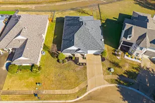 9200 Water Tree Dr, McKinney, TX 75072 - Photo 4