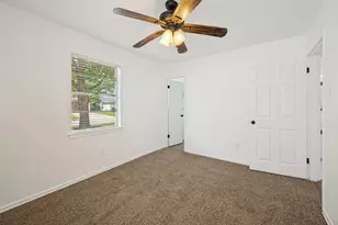 2209 Hackberry Dr, Arlington, TX 76013 - Photo 16