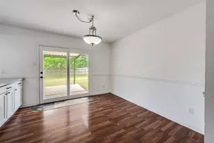 2209 Hackberry Dr, Arlington, TX 76013 - Photo 12