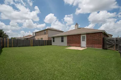 3833 Foxhound Lane, Fort Worth, TX 76123 - Photo 18