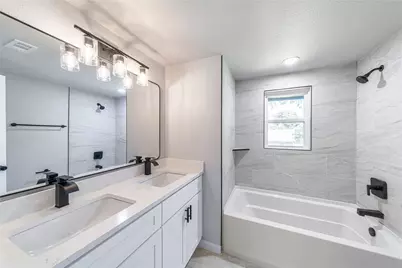 426 Little John Drive, Irving, TX 75061 - Photo 22