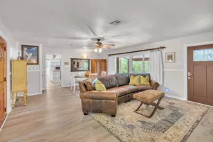312 Mesquite St, Glen Rose, TX 76043 - Photo 8