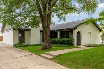 417 Oxford Drive, Sherman, TX 75092 - Photo 2