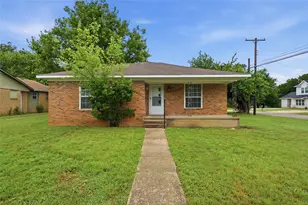 1703 W Elm St, Denison, TX 75020 - Photo 1