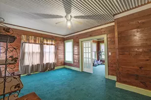 419 W Main St, Pecan Gap, TX 75469 - Photo 26
