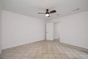 2708 Tallow St, Alvin, TX 77511 - Photo 26