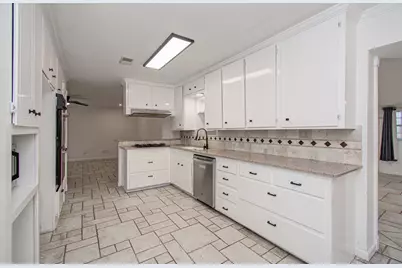 2708 Tallow Street, Alvin, TX 77511 - Photo 12