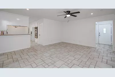 2708 Tallow Street, Alvin, TX 77511 - Photo 10