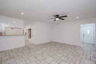2708 Tallow St, Alvin, TX 77511 - Photo 10