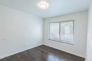 521 Willow Way, McGregor, TX 76657 - Photo 14