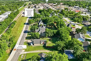 754 N Main Dr, Van Alstyne, TX 75495 - Photo 2