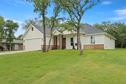 104 Jim Walter Drive, Runaway Bay, TX 76426 - Photo 2