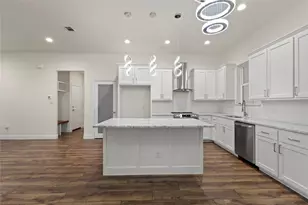 104 Jim Walter Dr, Runaway Bay, TX 76426 - Photo 10