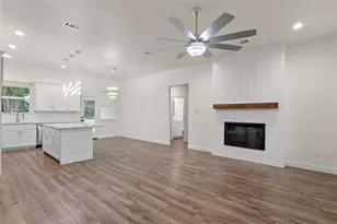 104 Jim Walter Dr, Runaway Bay, TX 76426 - Photo 12