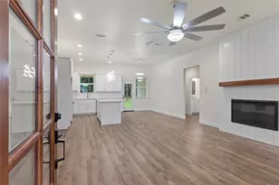 104 Jim Walter Dr, Runaway Bay, TX 76426 - Photo 4