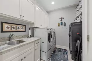 2040 Brook Arbor Ct, Waco, TX 76657 - Photo 12