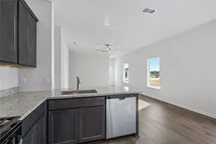 8425 White Wolf Trl, Ponder, TX 76259 - Photo 4
