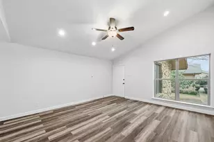 11400 Park Central Pl, Dallas, TX 75230 - Photo 10