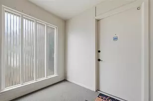 11400 Park Central Pl, Dallas, TX 75230 - Photo 6