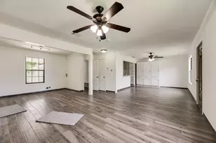 523 35th St, Grand Prairie, TX 75050 - Photo 22