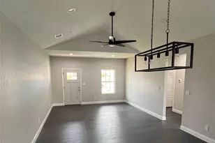 101 Magnolia Ests St, Crowley, TX 76036 - Photo 4