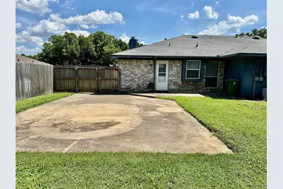 2305 Dalewood Lane, Bedford, TX 76022 - Photo 2