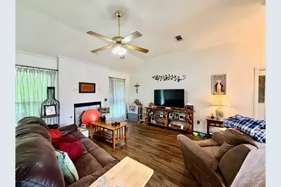 3228 N Bell Avenue, Denton, TX 76207 - Photo 4