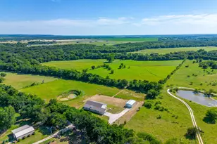 13901 County Rd 102, Grandview, TX 76050 - Photo 36