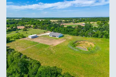 13901 County Road 102, Grandview, TX 76050 - Photo 40