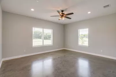 13901 County Road 102, Grandview, TX 76050 - Photo 16