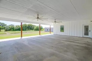 13901 County Rd 102, Grandview, TX 76050 - Photo 26