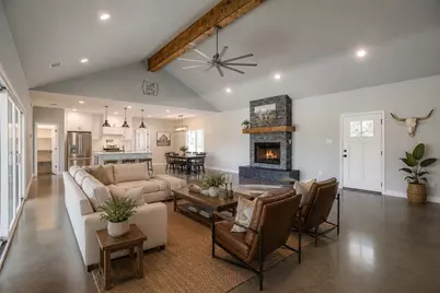 13901 County Road 102, Grandview, TX 76050 - Photo 4