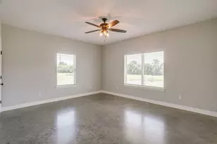 13901 County Rd 102, Grandview, TX 76050 - Photo 24