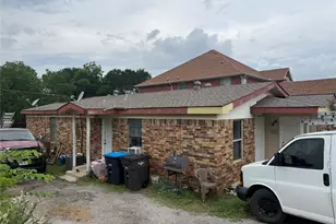 2917 Chestnut Ave, Fort Worth, TX 76106 - Photo 2