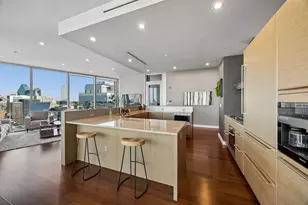 2900 McKinnon St, Dallas, TX 75201 - Photo 16