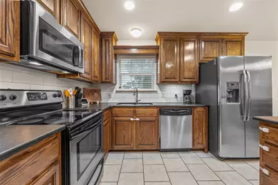 109 Ruby Circle, Hewitt, TX 76643 - Photo 6