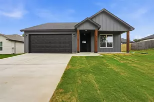 5423 Firewood Trail, Granbury, TX 76048 - Photo 1