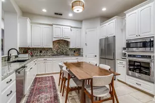 2811 Hood St, Dallas, TX 75219 - Photo 4