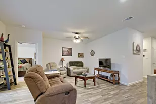 420 Jameson St, Springtown, TX 76082 - Photo 6