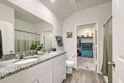 420 Jameson Street, Springtown, TX 76082 - Photo 16