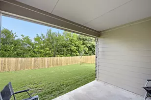 420 Jameson St, Springtown, TX 76082 - Photo 28