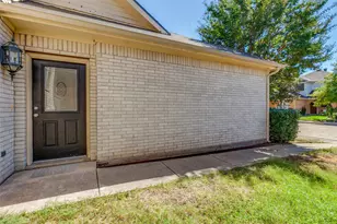 6023 Lloyd Ct, Dallas, TX 75252 - Photo 2