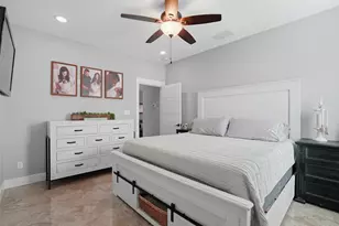 512 W Locust St, Whitewright, TX 75491 - Photo 12